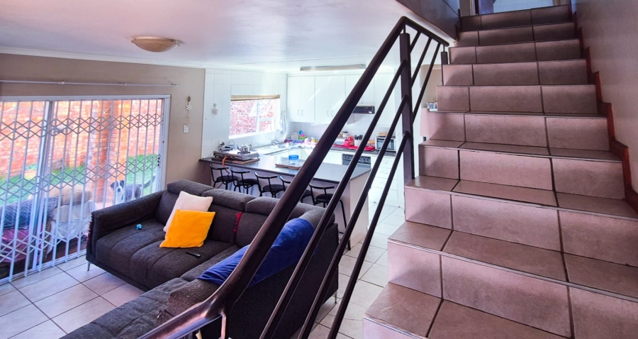 To Let 3 Bedroom Property for Rent in Top Town Eastern Cape
